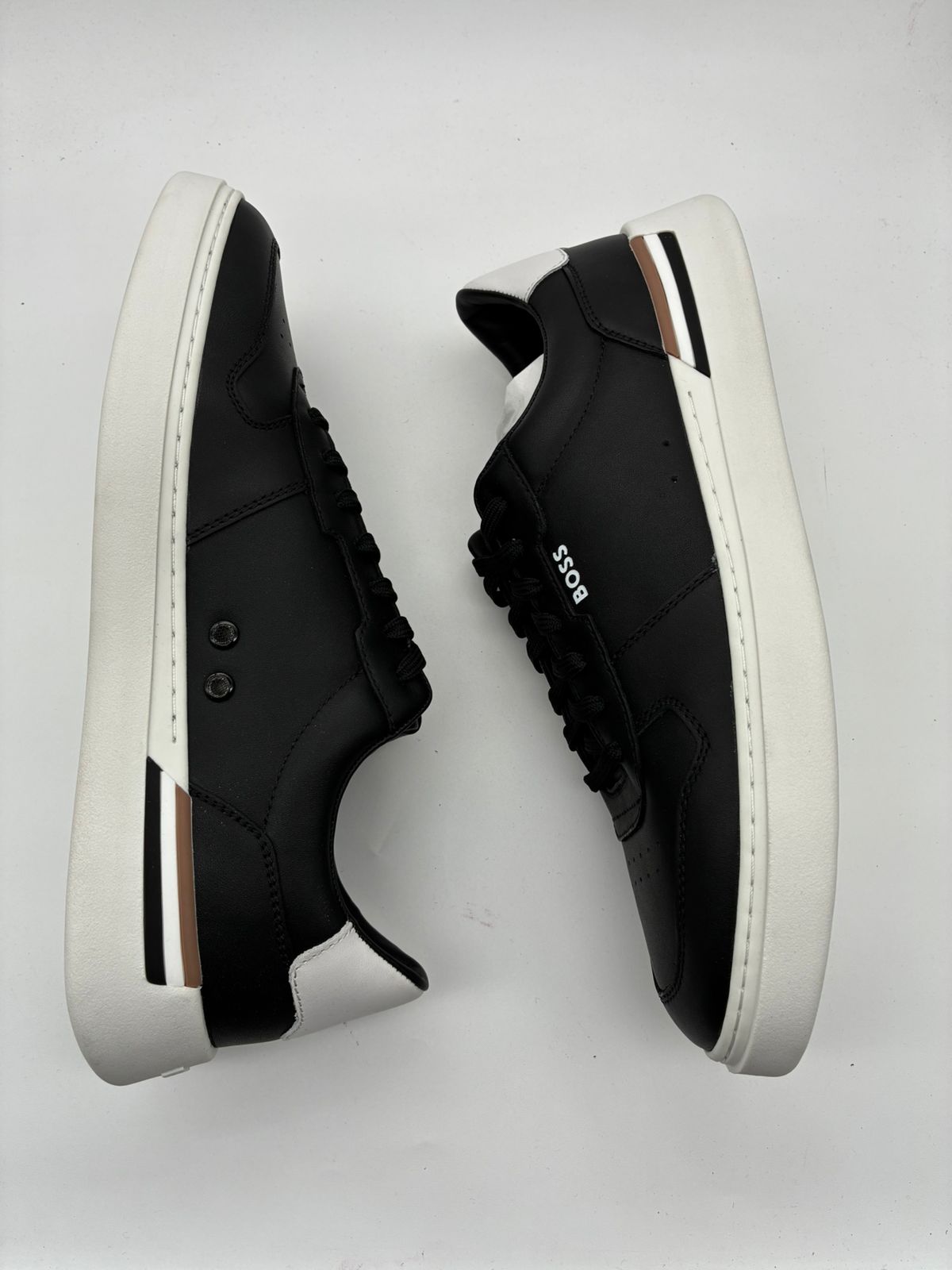 BOSS Clint Tenn Negro Blanco