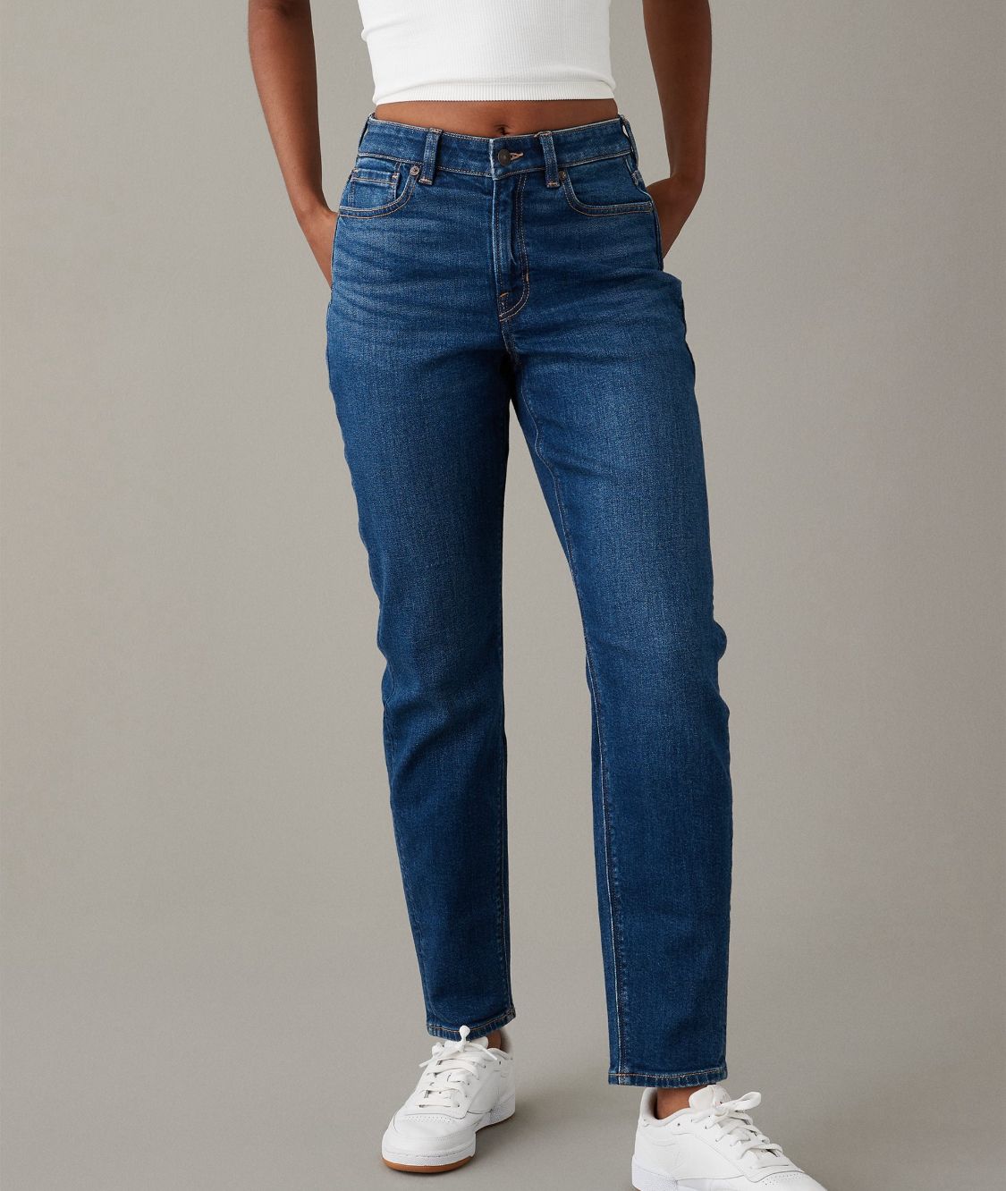 PANTALON AE MOM JEAN 4682 M