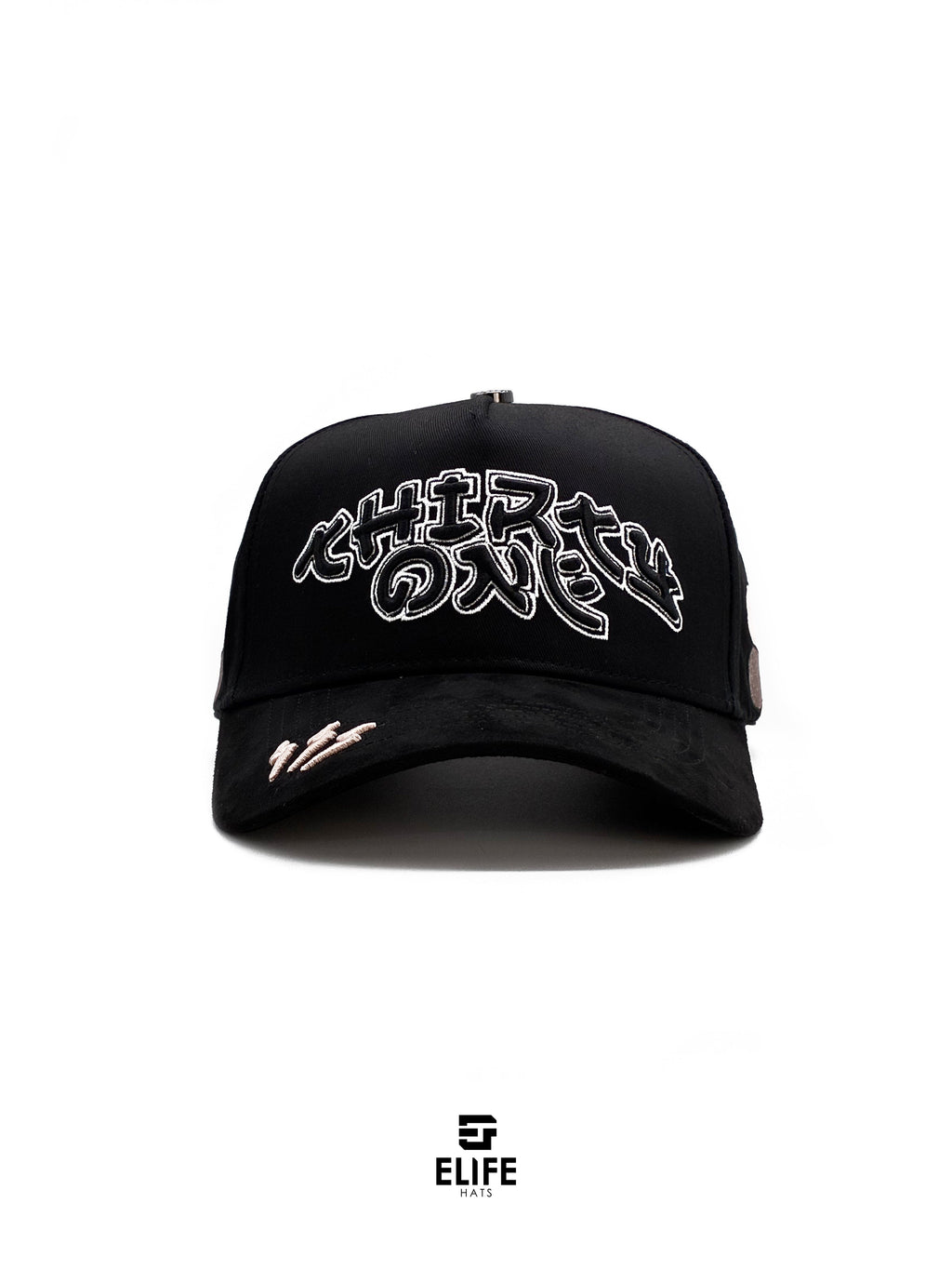 31 Gorras Murakami – Gorra con Bordado y Acabado de Gamuza