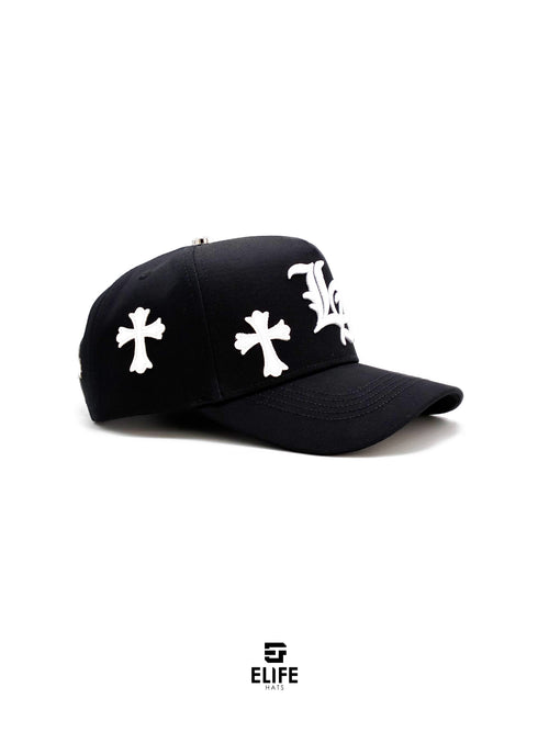 31 Gorras LA Cromo Negro/Blanco – Gorra con Bordado y Detalles Cromados