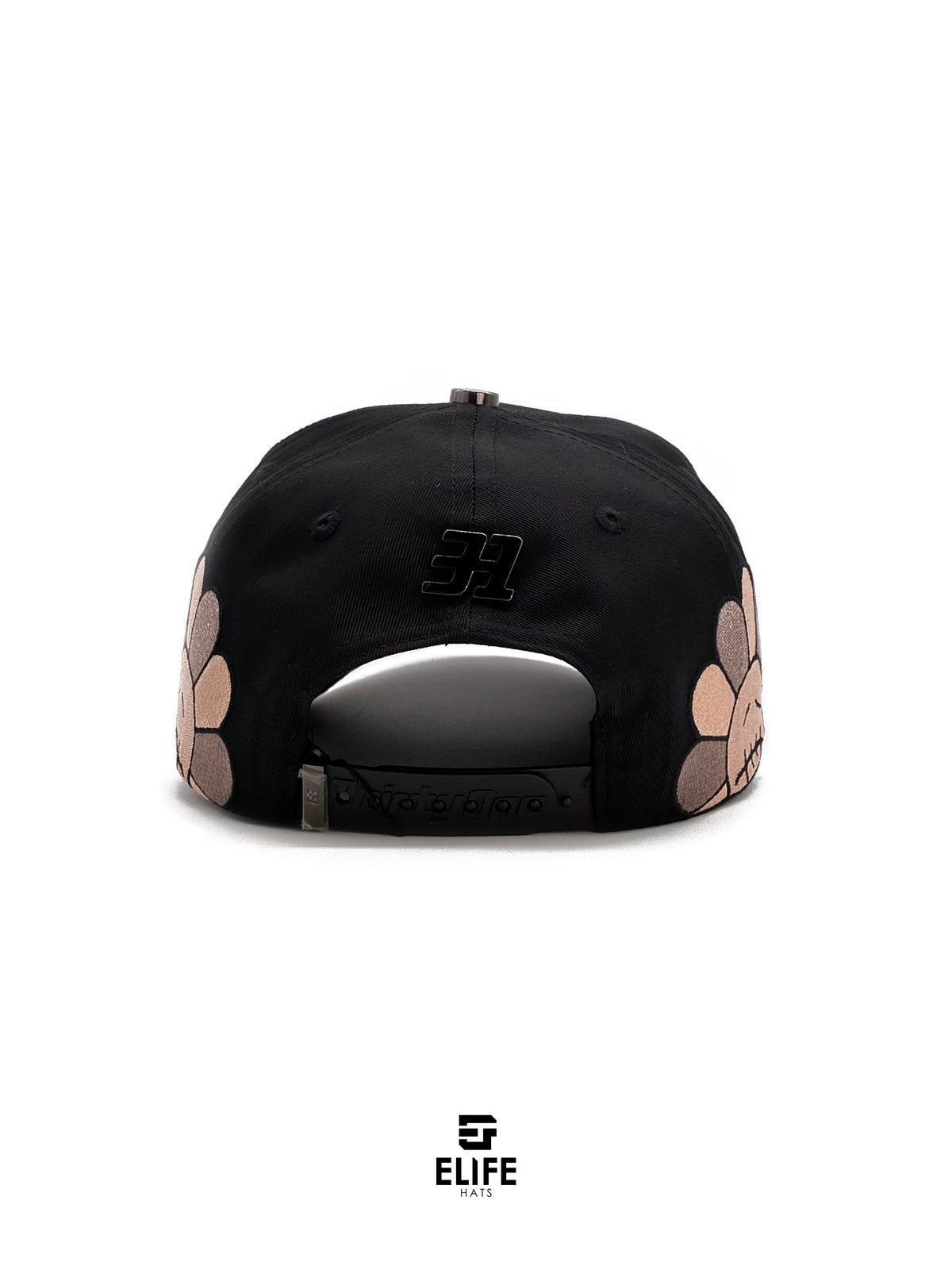31 Gorras Murakami – Gorra con Bordado y Acabado de Gamuza