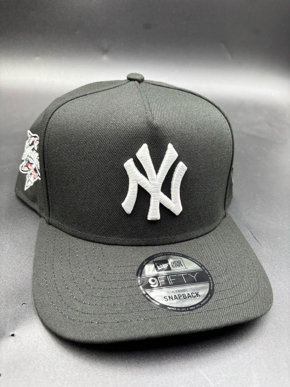 NEW ERA A-FRAME yankees 2000 negro blanco