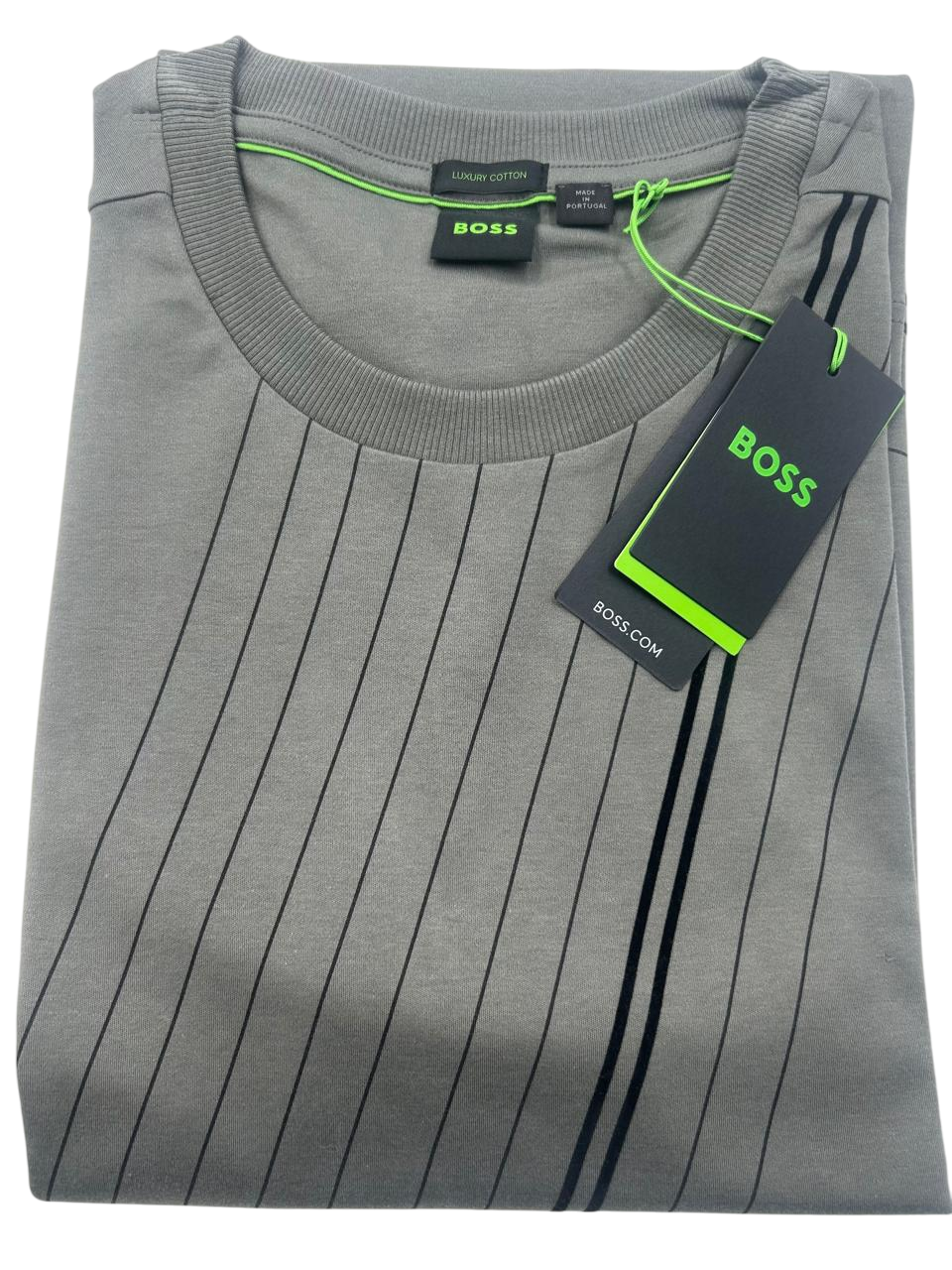 PLAYERA BOSS TEE 7 GRIS RAYAS