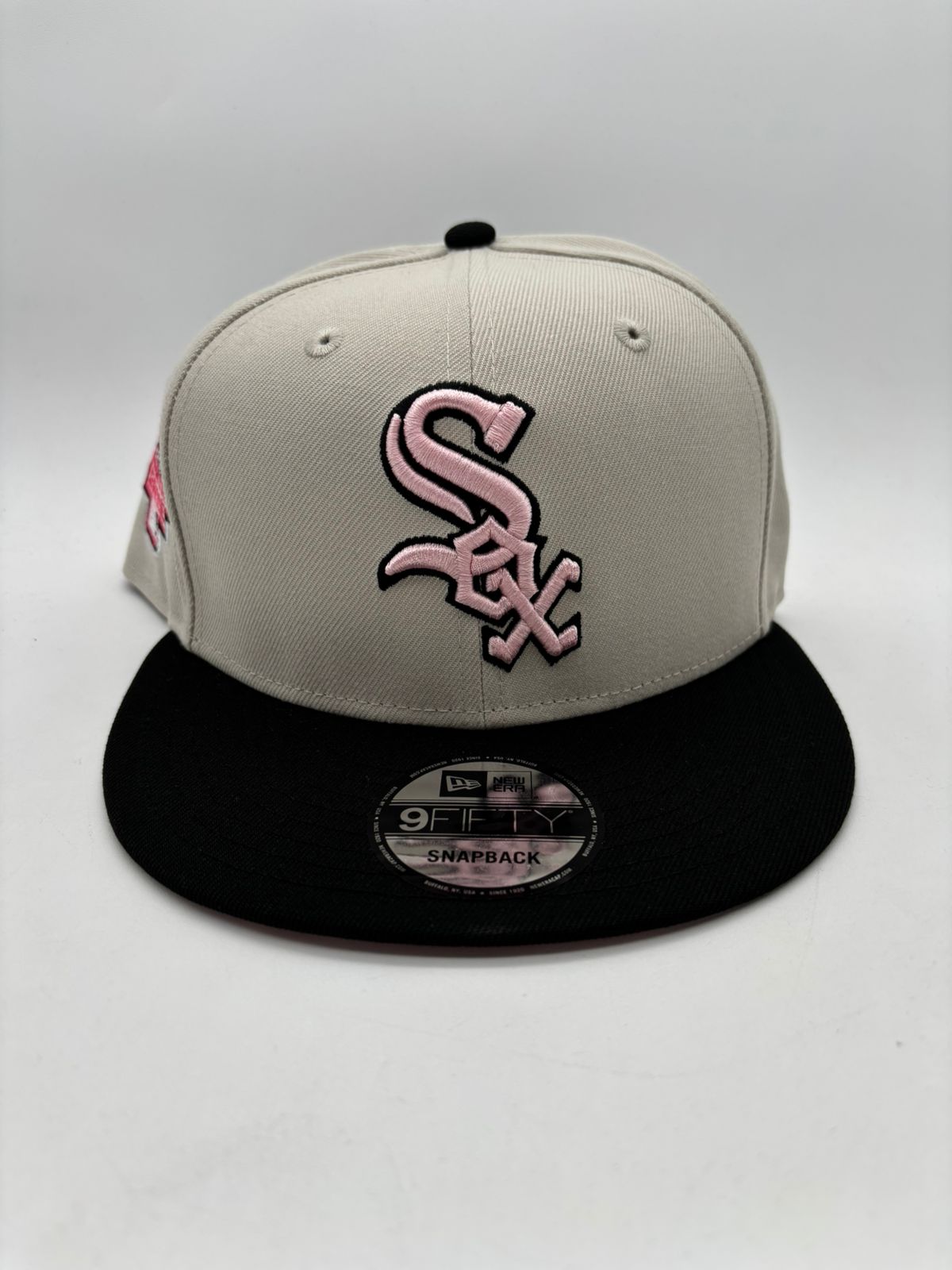 New Era Edicion Sox Beige Negro Rosa