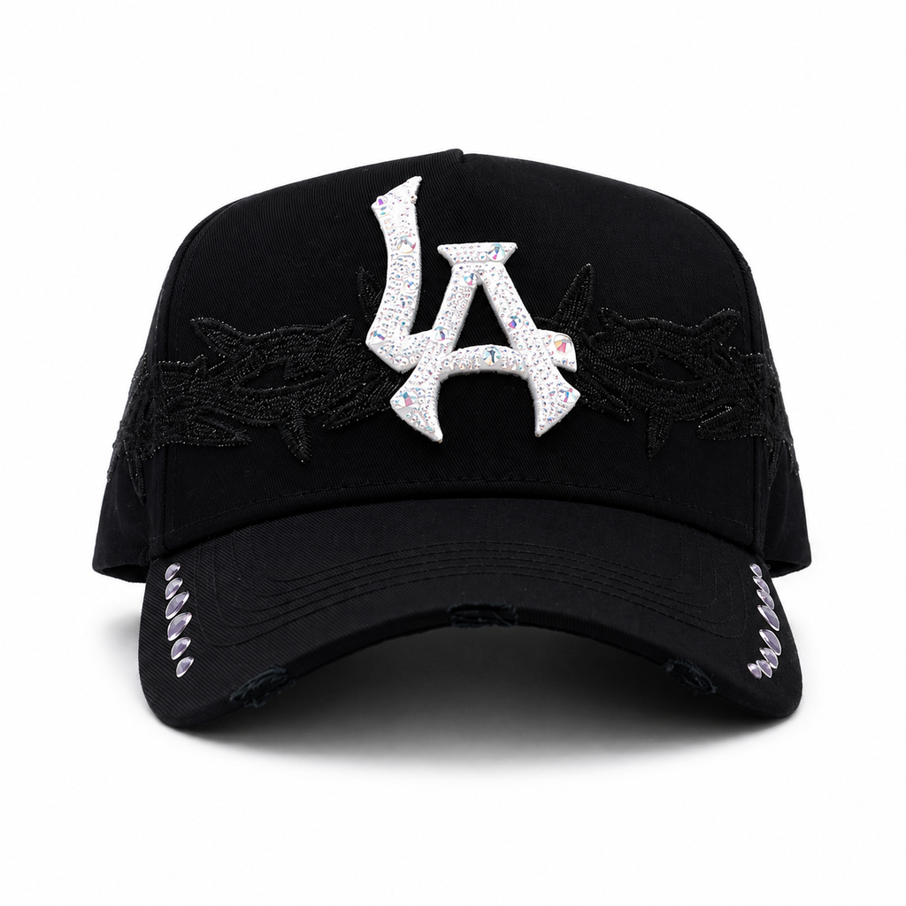 31 Gorras LA Espinas – Gorra con Bordado y Pedrería + Set Completo