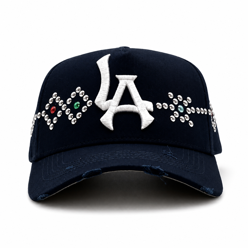 31 Gorras Después del Anochecer – Gorra con Bordado + Set Completo
