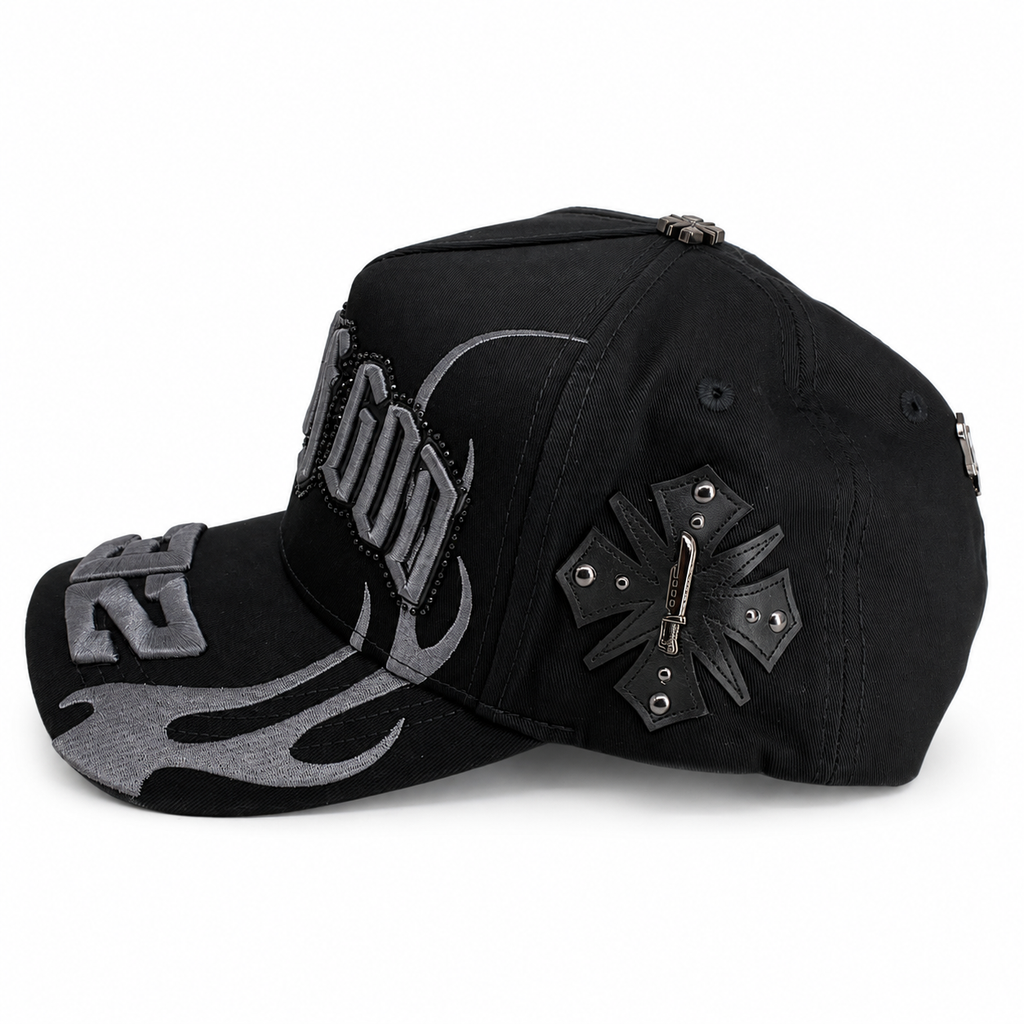 Báez x Shifu Hijo de Dios Amigos y Familia – Gorra con Bordado
