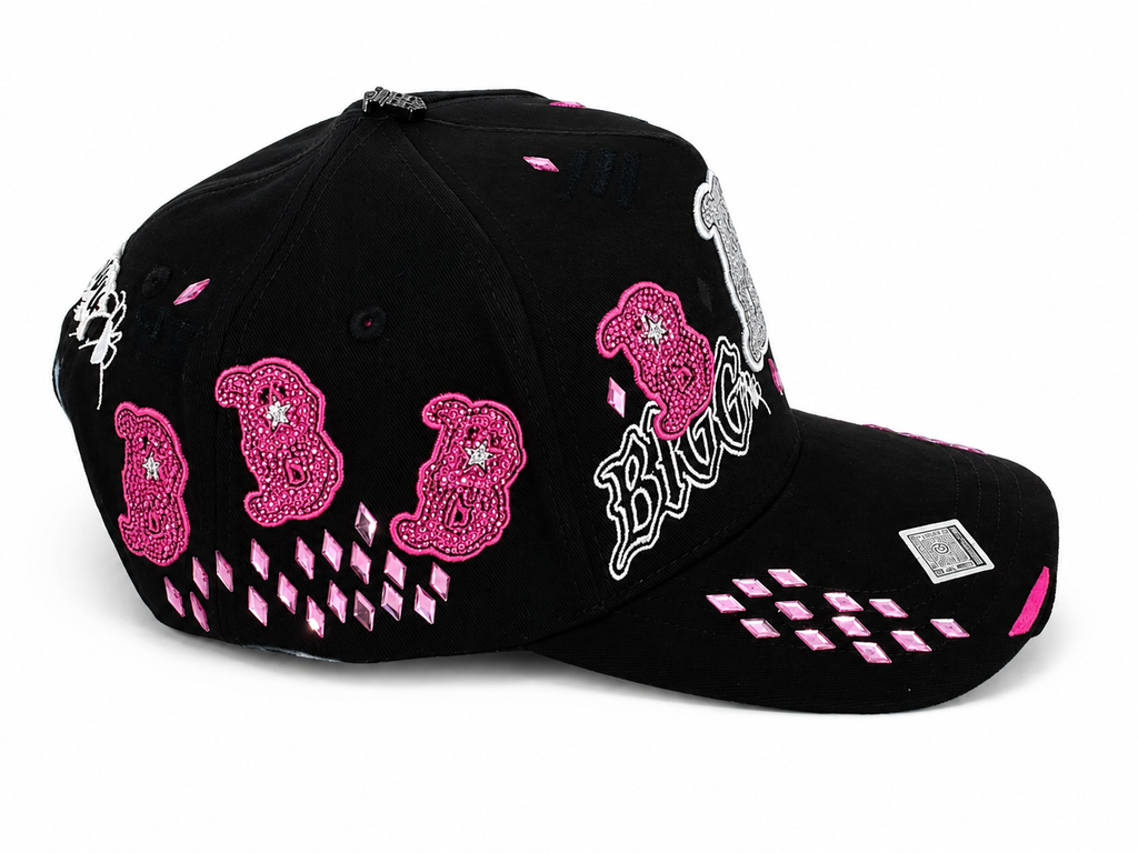 Gran Jefe Diamante Negro/Rosa – Gorra con Pedrería