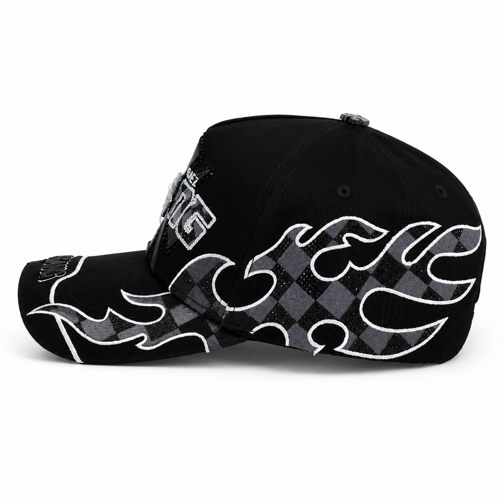 Báez x Secho – Gorra con Bordado