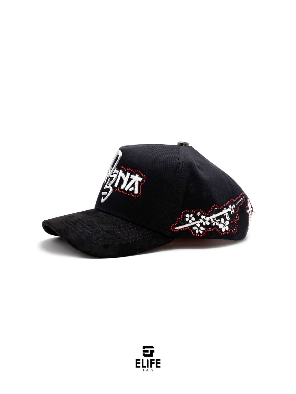 Gorras Soñador x Dan Sánchez Katana – Gorra con Bordado y Detalles Cromados