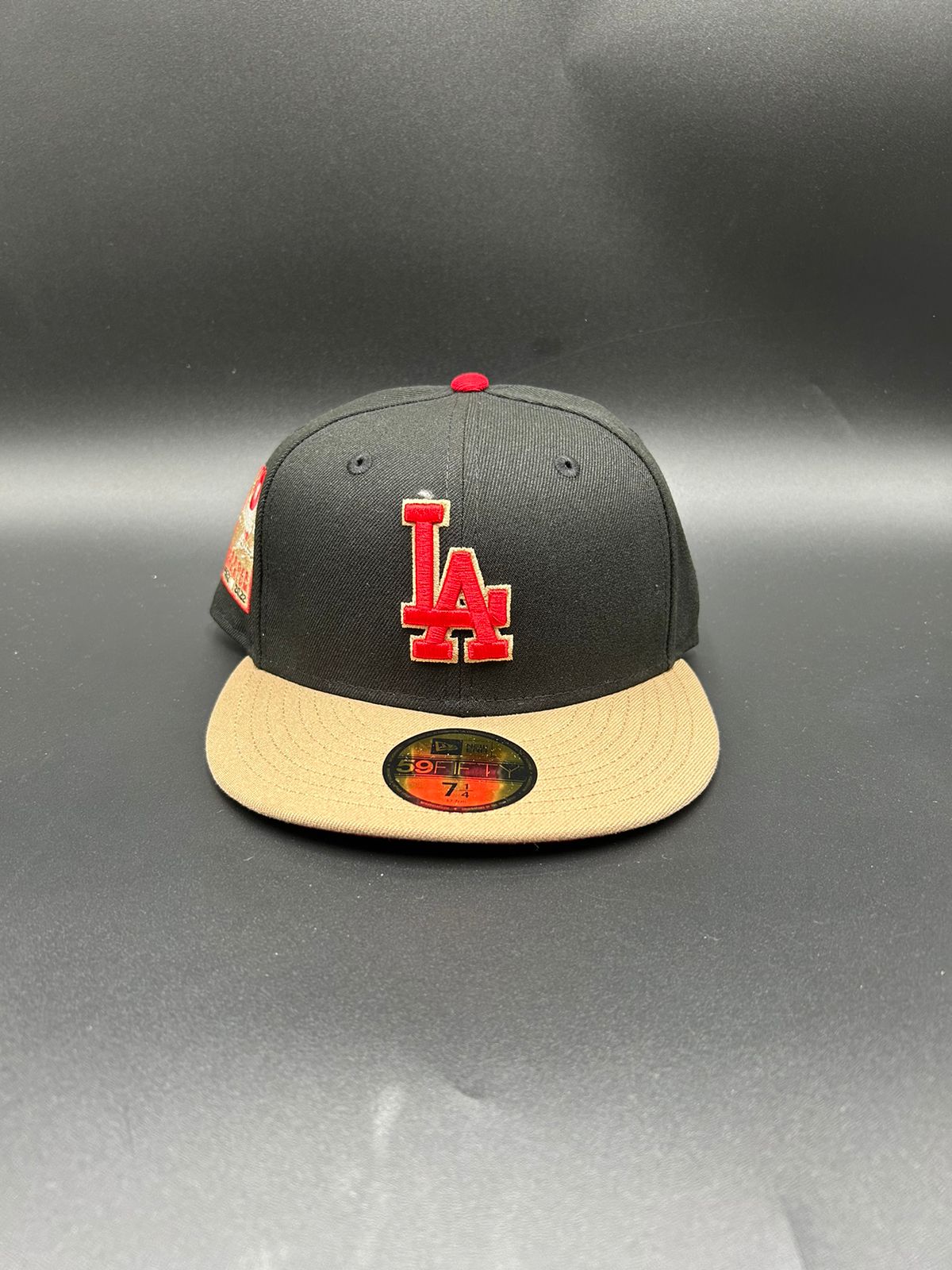 New Era Edicion LA Negra Cafe R