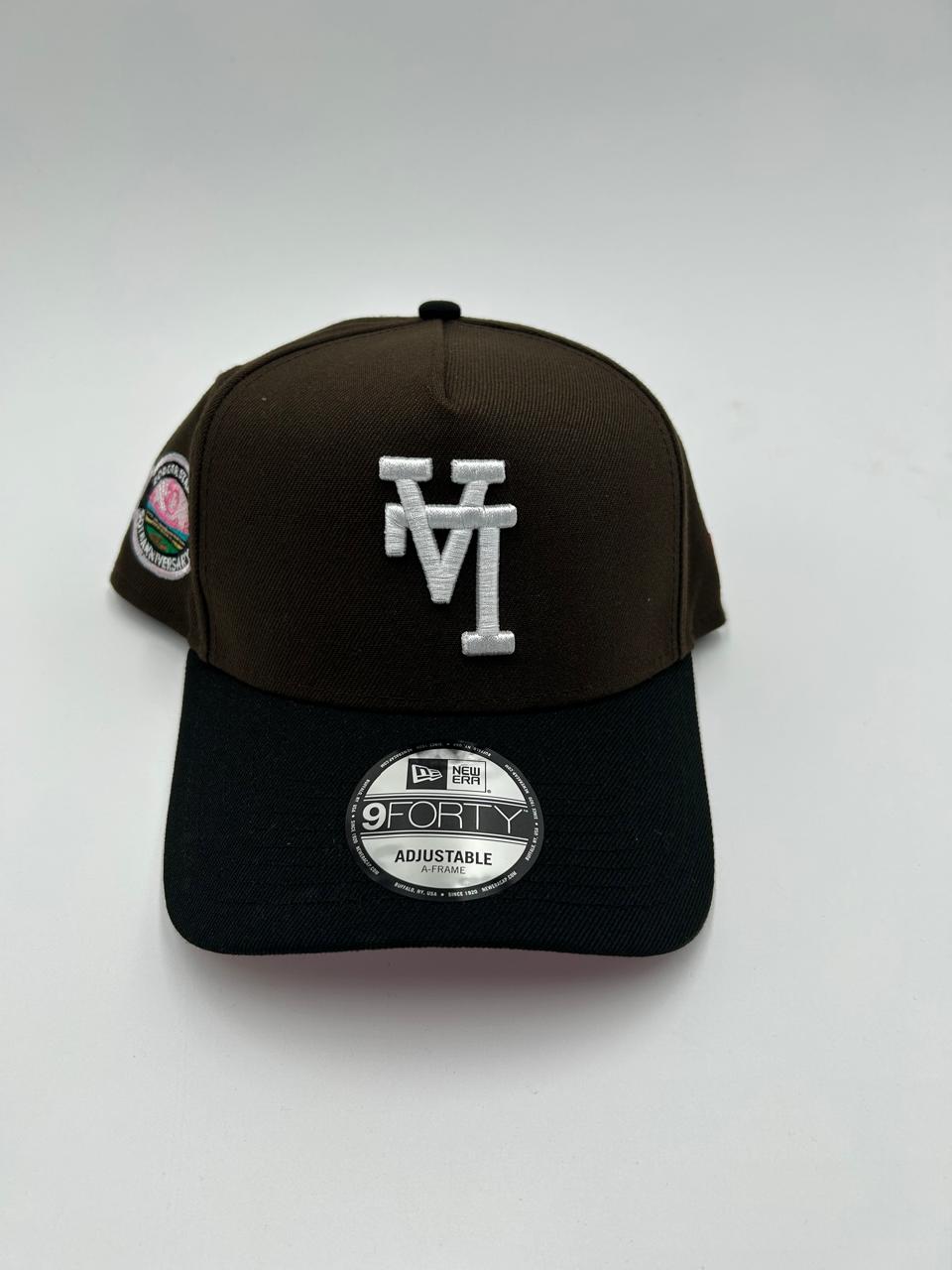 9Forty Edicion LA Volteado Cafe Negro