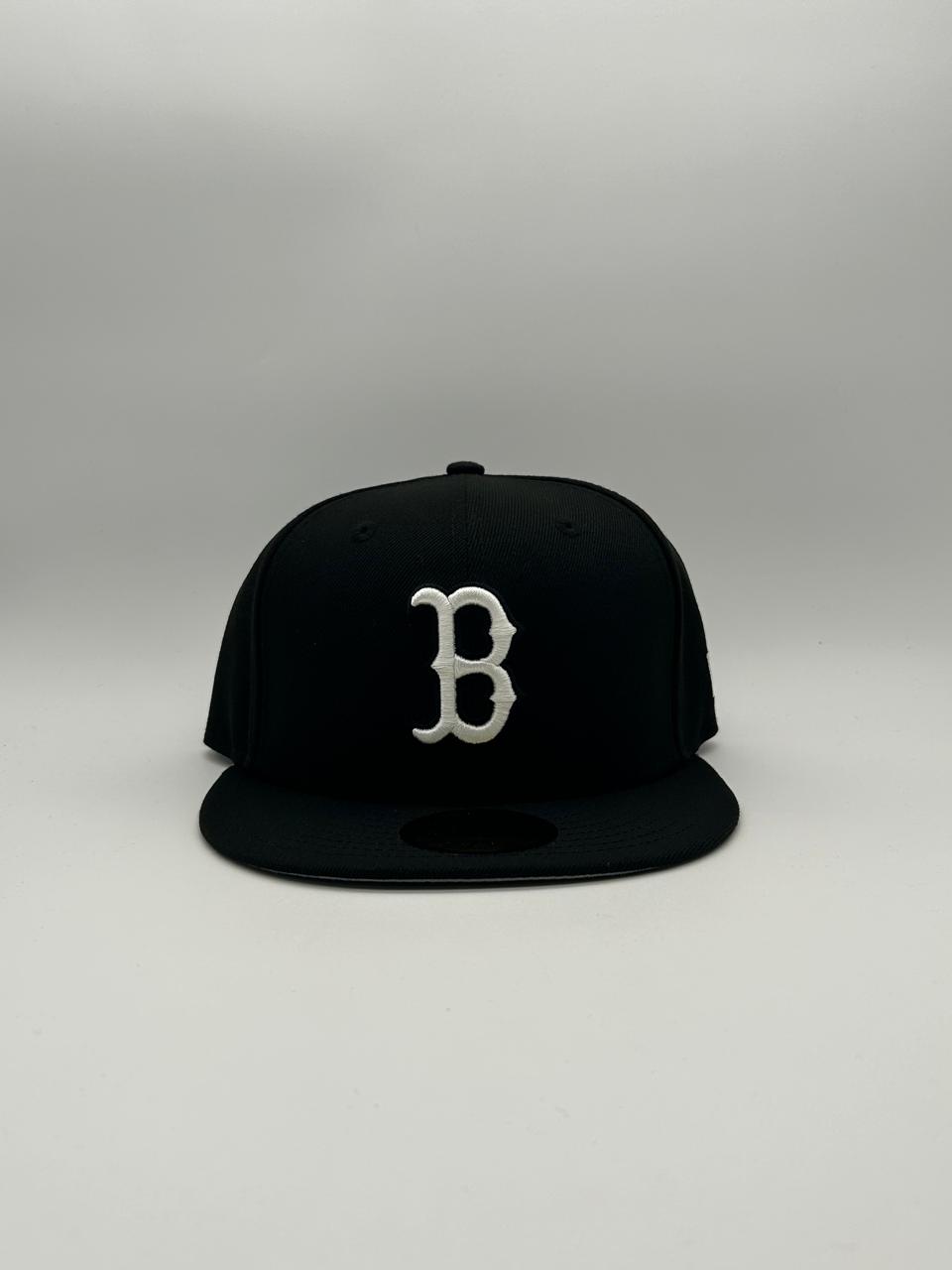 New Era Boston Negra Blanco