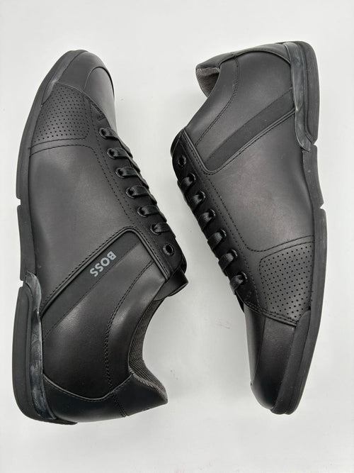 BOSS SATURN LOWP NEGRO LISO