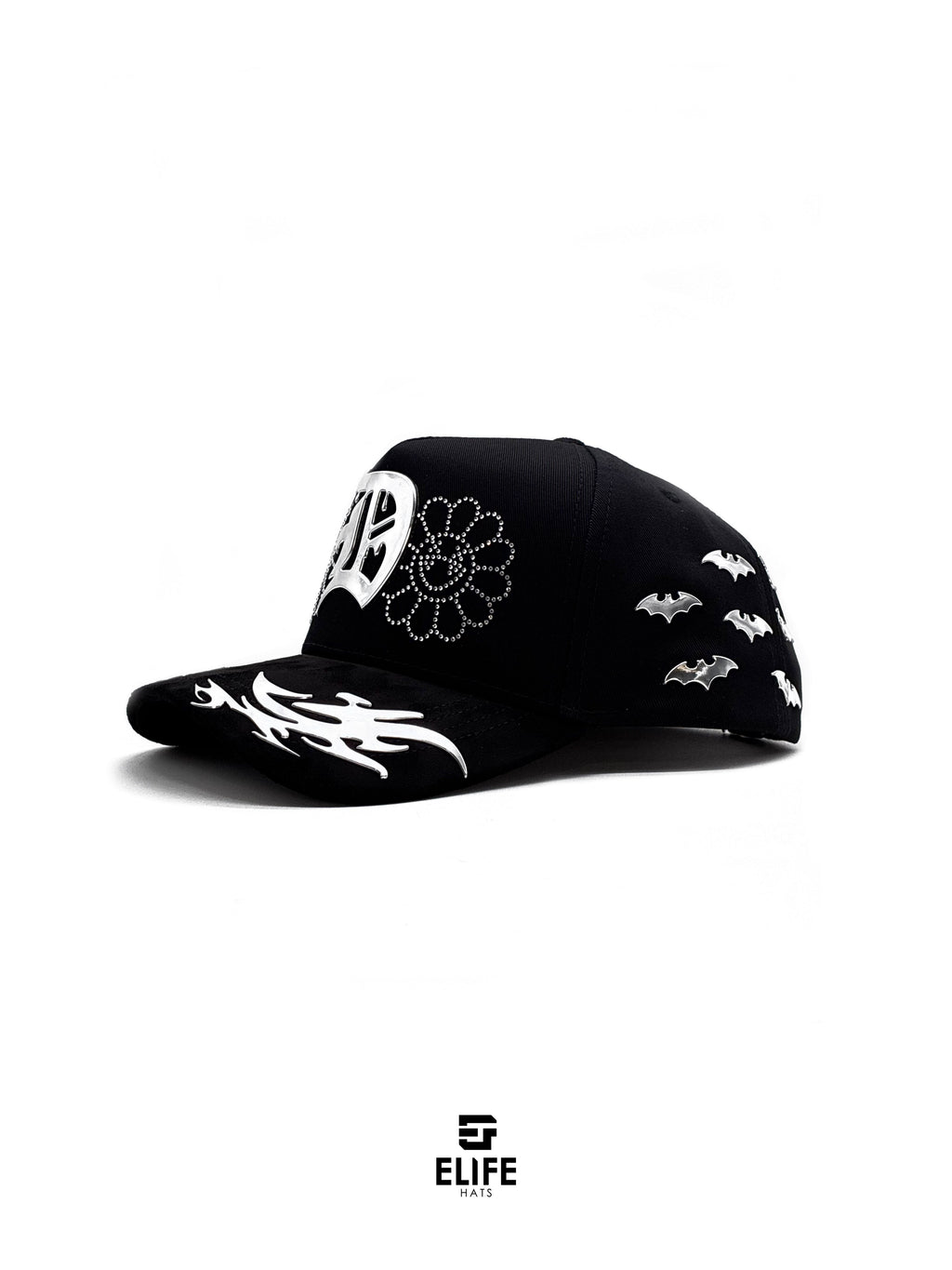 Innedit Génesis Plata – Gorra con Detalles Cromados y Pedrería