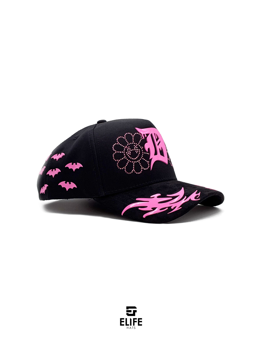 Innedit x Soñador x Ya No x Club de la Fama Génesis Rosa – Gorra con Pedrería y Acabado de Gamuza