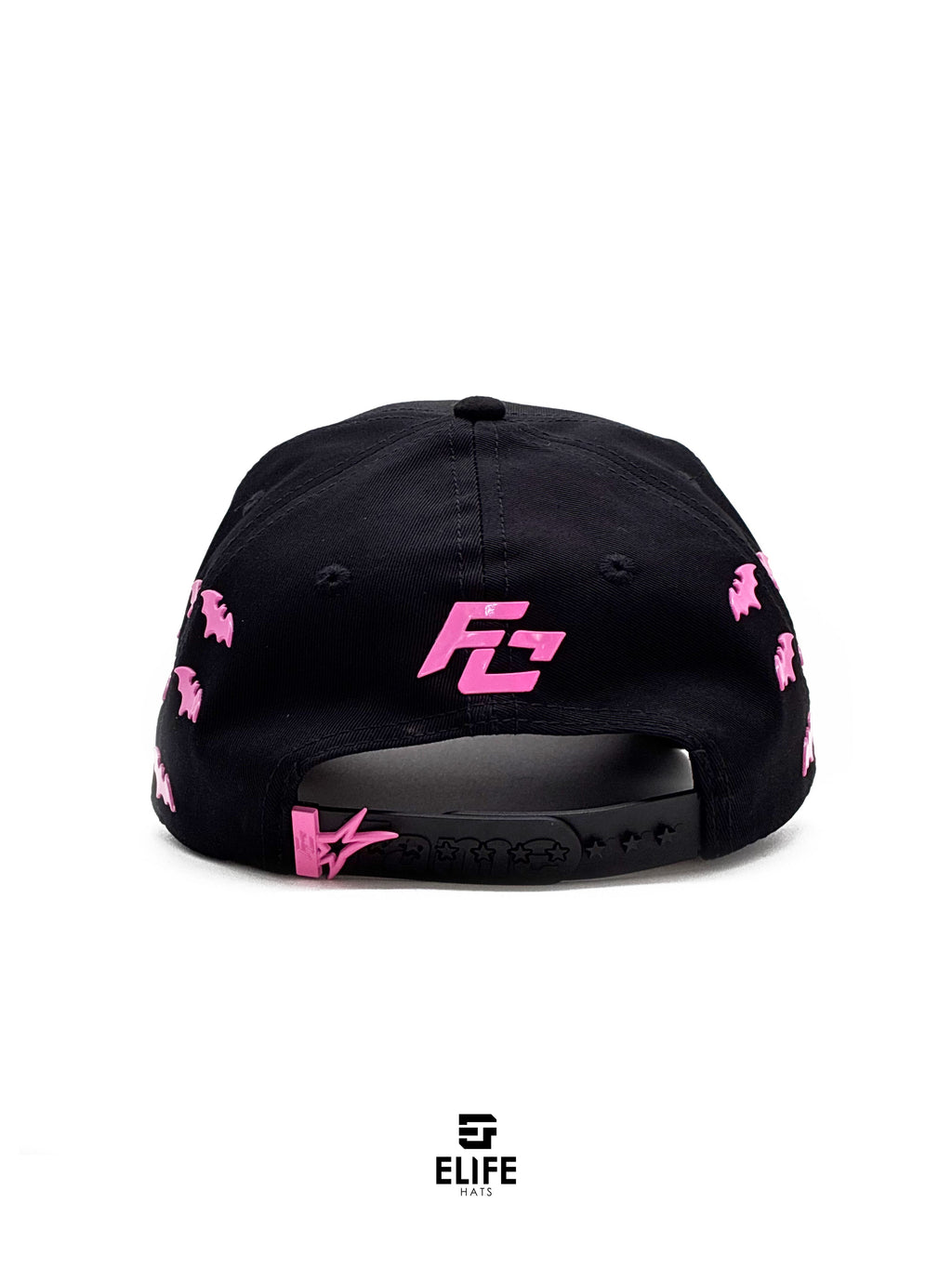 Innedit x Soñador x Ya No x Club de la Fama Génesis Rosa – Gorra con Pedrería y Acabado de Gamuza