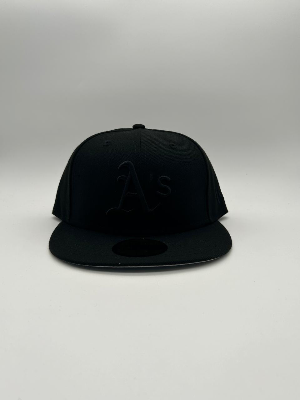 New Era Oakland Negra
