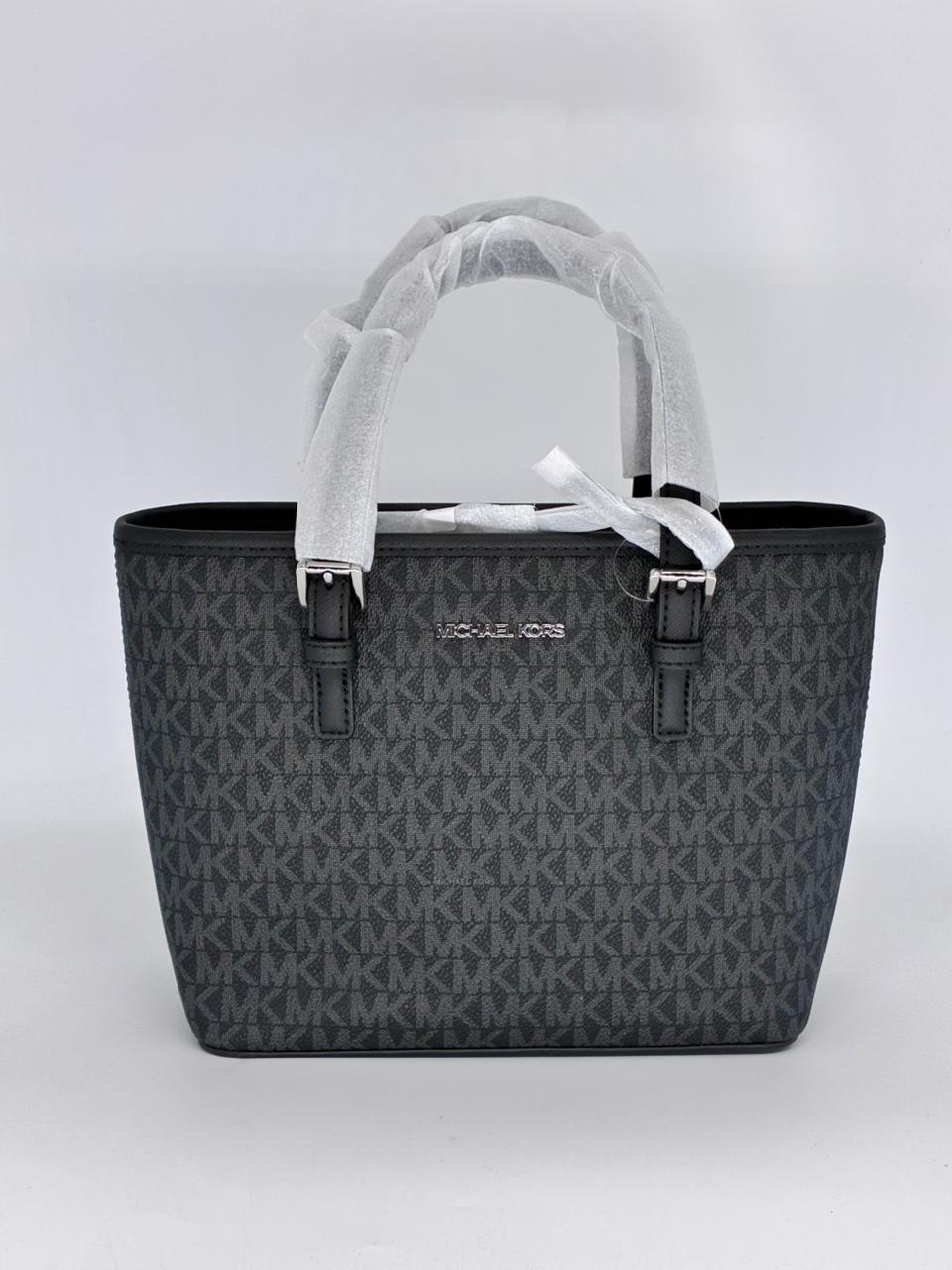 BOLSA MK JET SET TREVEL BLACK