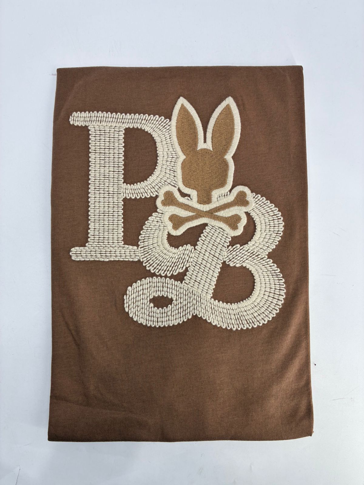 PLAYERA PB CAINE GRAPHIC TEE