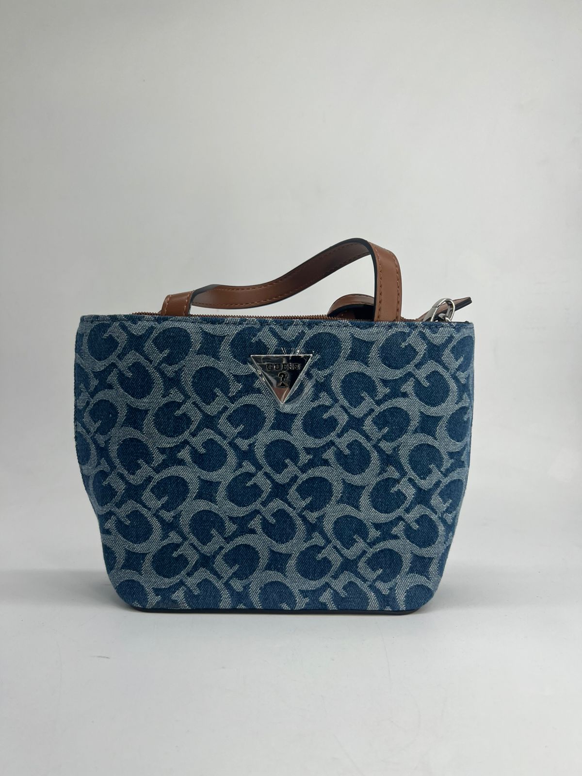 DE258681CROSSBODY GUESS
