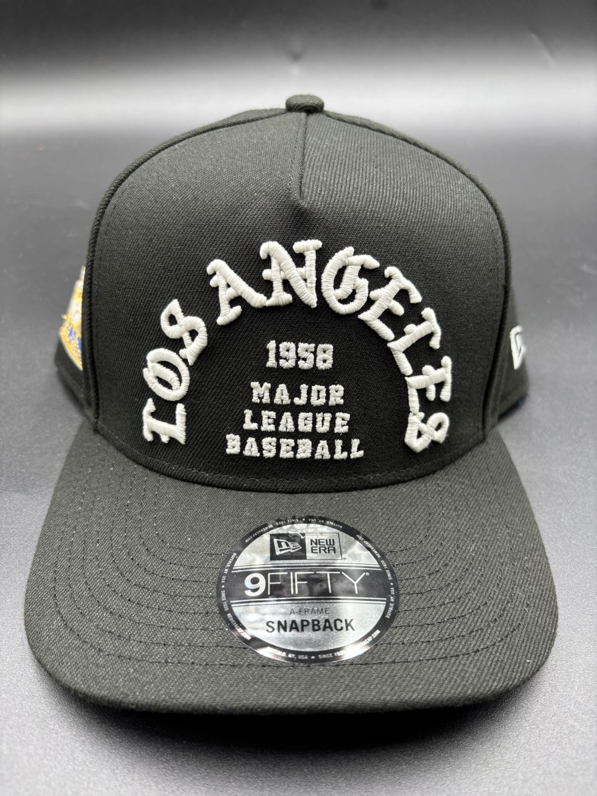 NEW ERA A-FRAME LA negro blanco