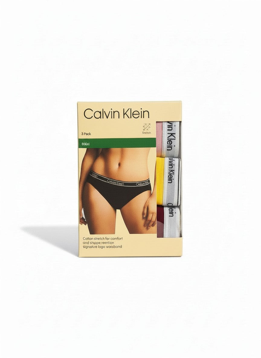 ELIFE BOUTIQUE: Pack de 3 braguitas bikini Calvin Klein de algodón elástico en negro, rosa, amarillo y burdeos con cinturilla de logo.