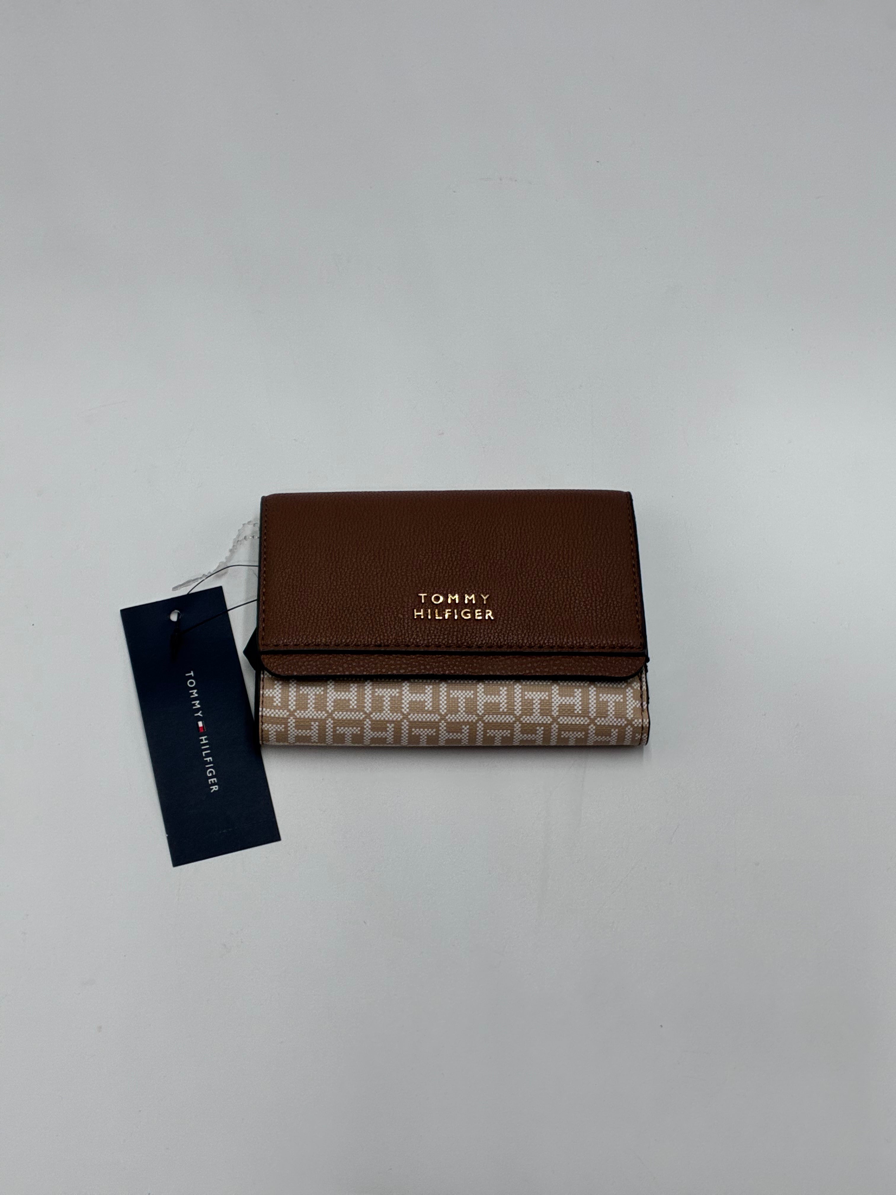 CARTERA MINI TOMMY XW053229700GE