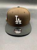 New Era Edicion LA Broche Cafe Negro