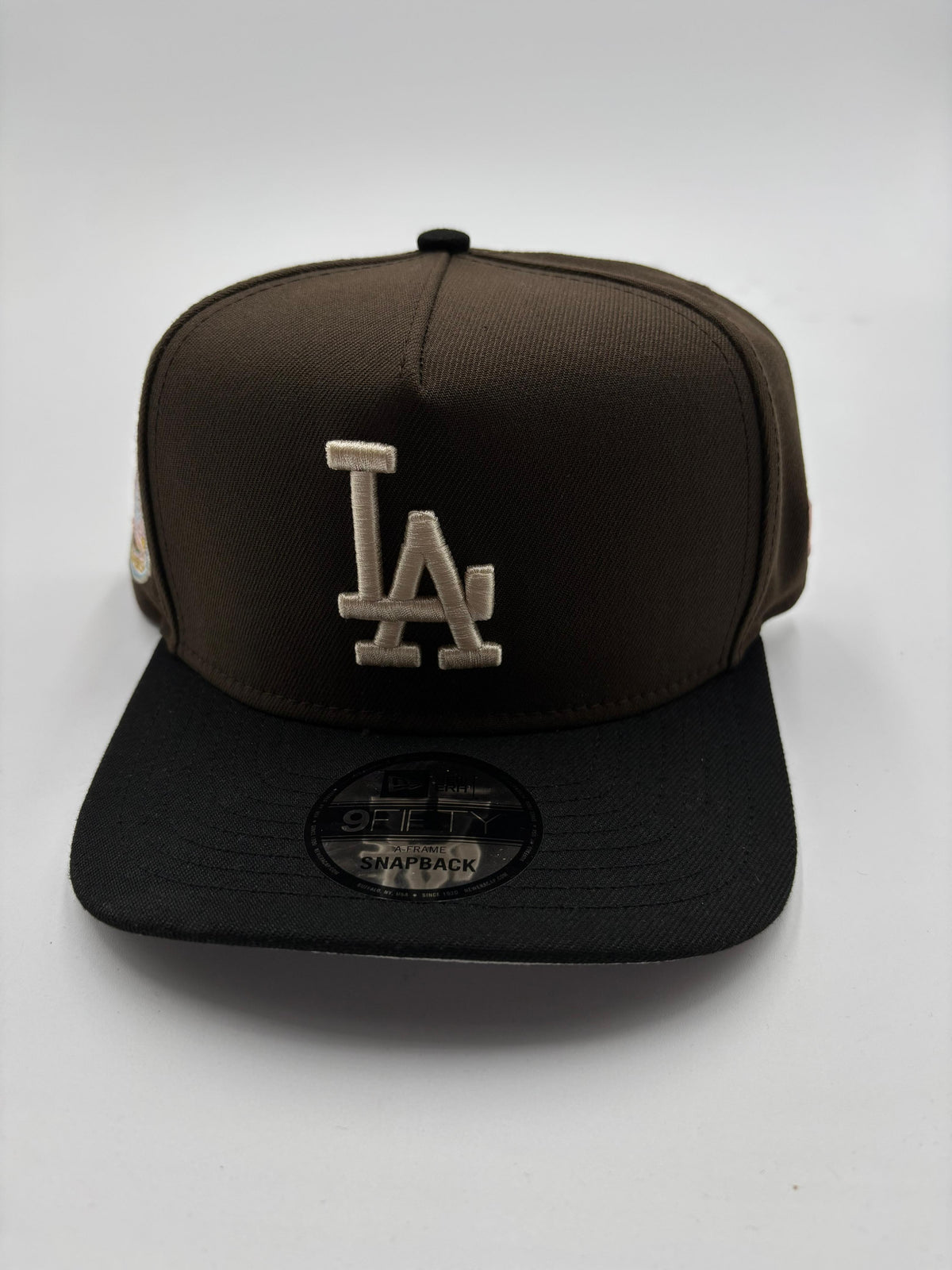 New Era A-FRAME LA Cafe Negro